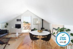 Trendy Bright Flat with Balcony by Host Wise